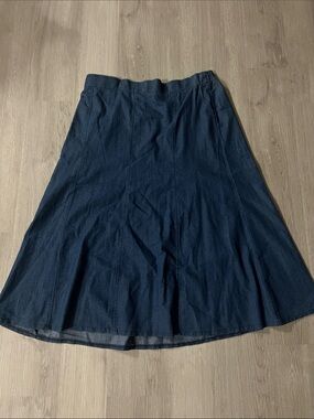 Classic Navy A-Line Midi Skirt